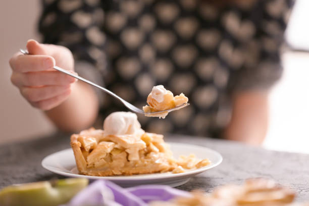 mom eating apple pie